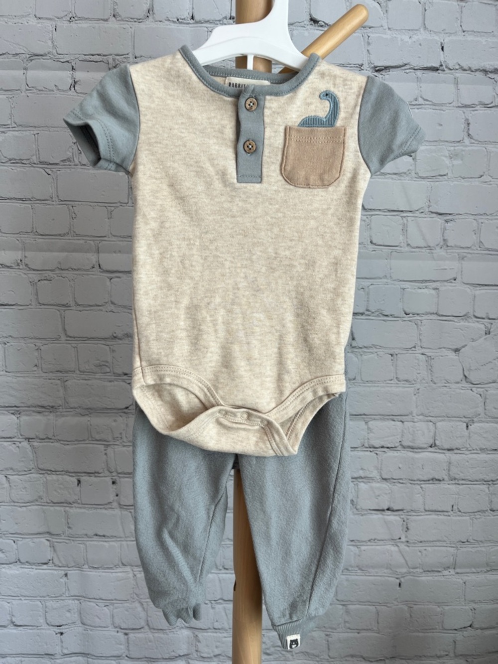 ⭐️⭐️ PICK 5 / $20 Rabbit + Bear Baby Henley Onesie and Pant Set